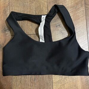 Alo Sports bra! Size medium! Never worn